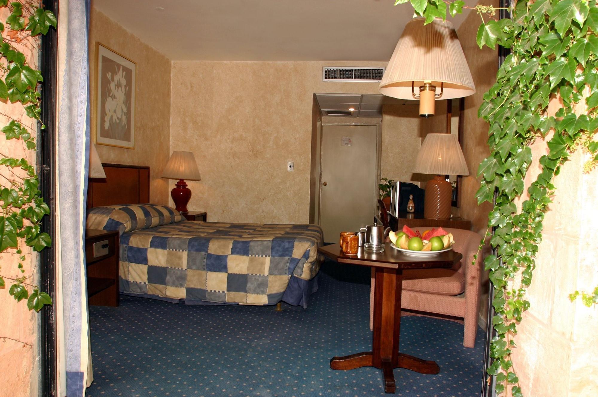 Petra Palace Hotel Wadi Musa Exteriör bild