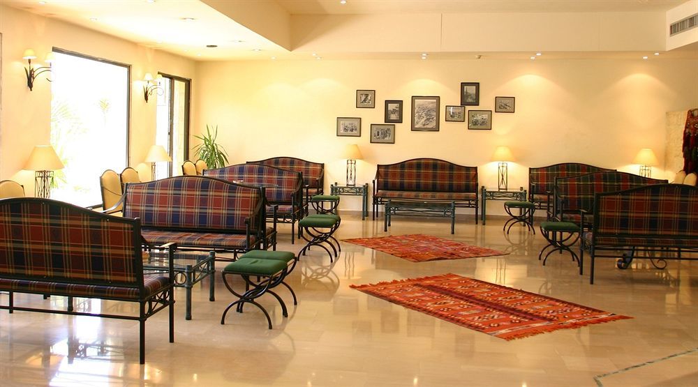 Petra Palace Hotel Wadi Musa Exteriör bild